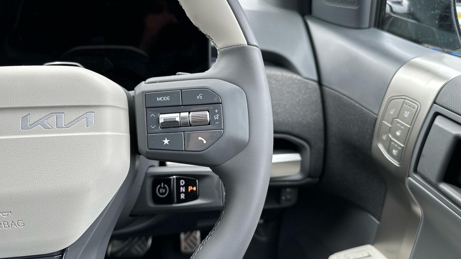 Used Kia EV3 2025 for sale - 76573077: Photo 18