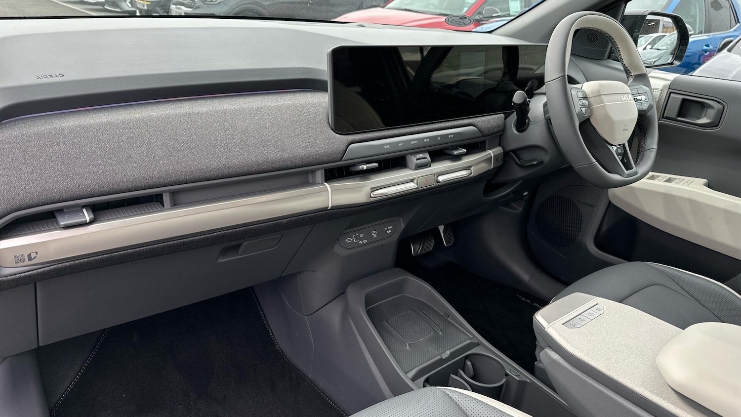 Used Kia EV3 2025 for sale - 76573077: Photo 3