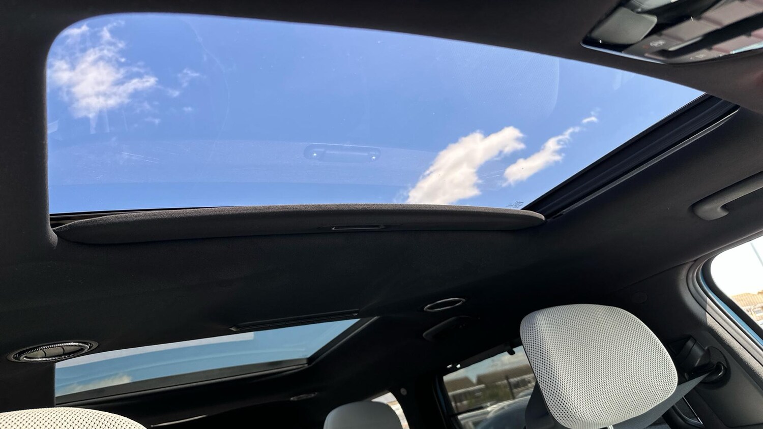 Used Kia EV9 2025 for sale - 76608268: Photo 14