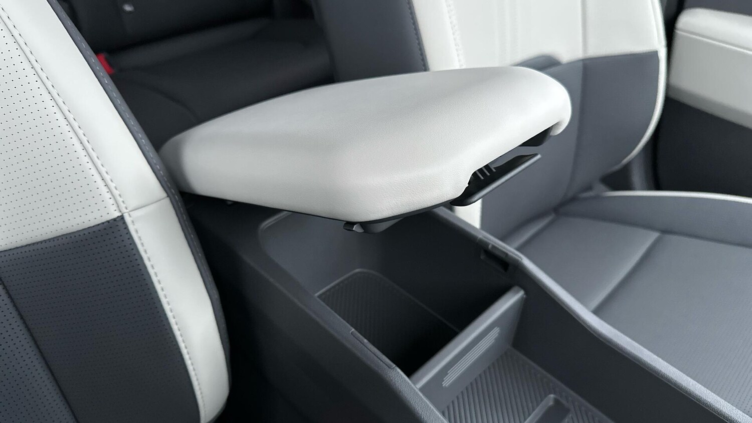 Used Kia EV3 2025 for sale - 76832218: Photo 24