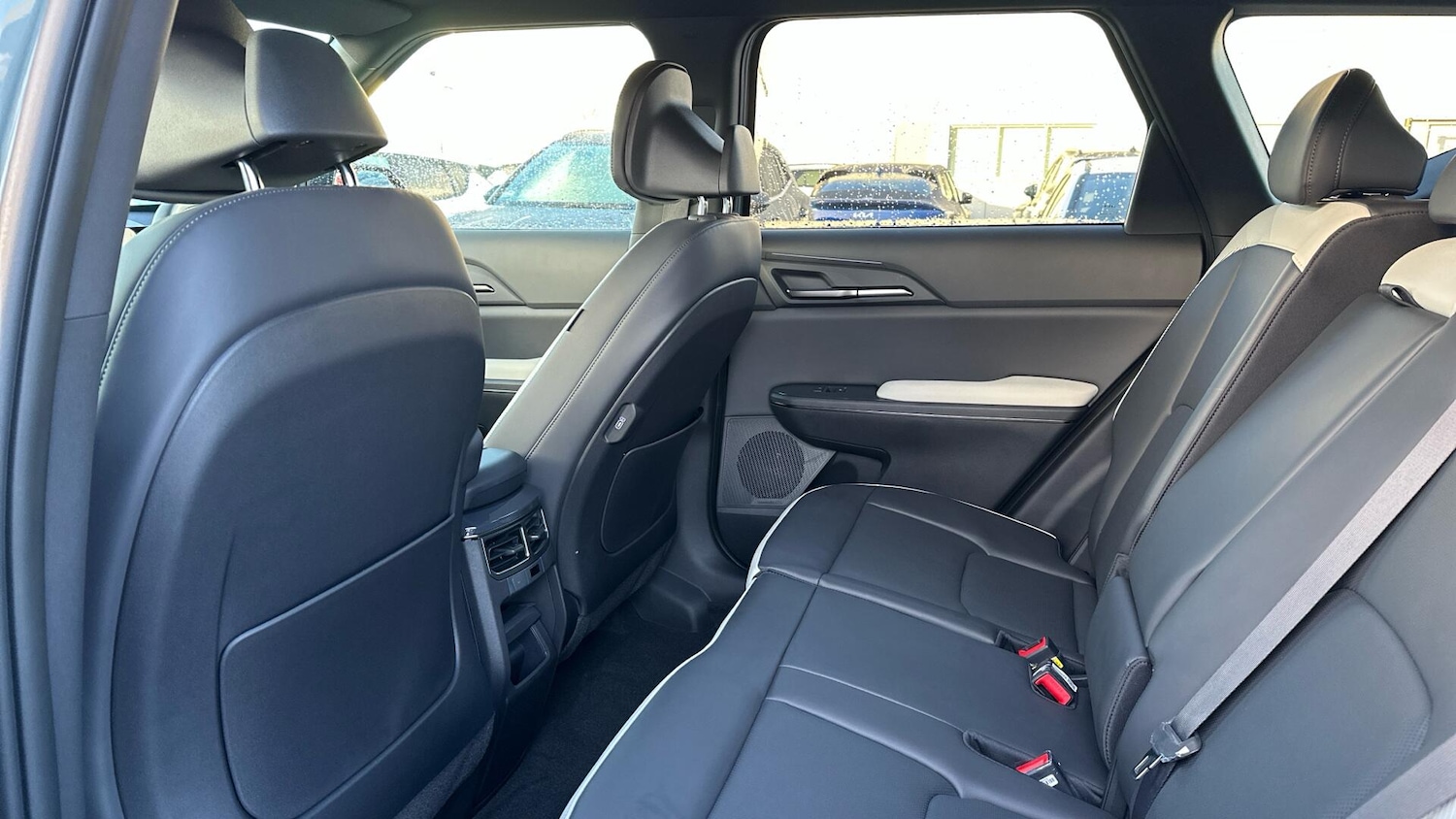 Used Kia EV5 2025 for sale - 77266840: Photo 12