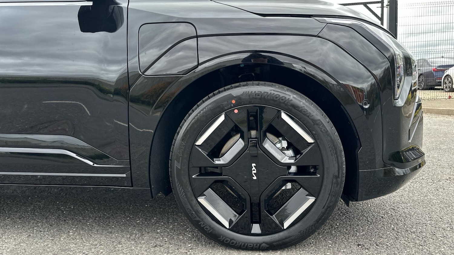 Used Kia EV3 for sale - 78204845: Photo 5