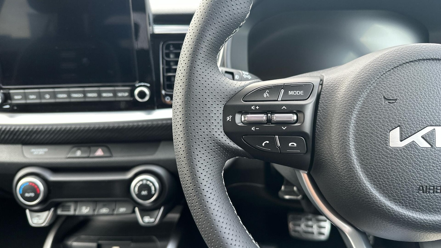 Used Kia Stonic 2025 for sale - 76336735: Photo 14