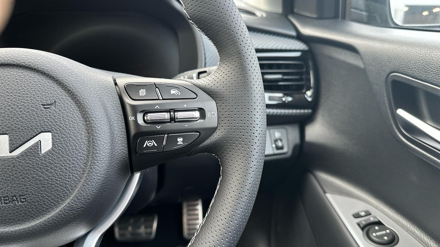 Used Kia Stonic 2025 for sale - 76336735: Photo 15