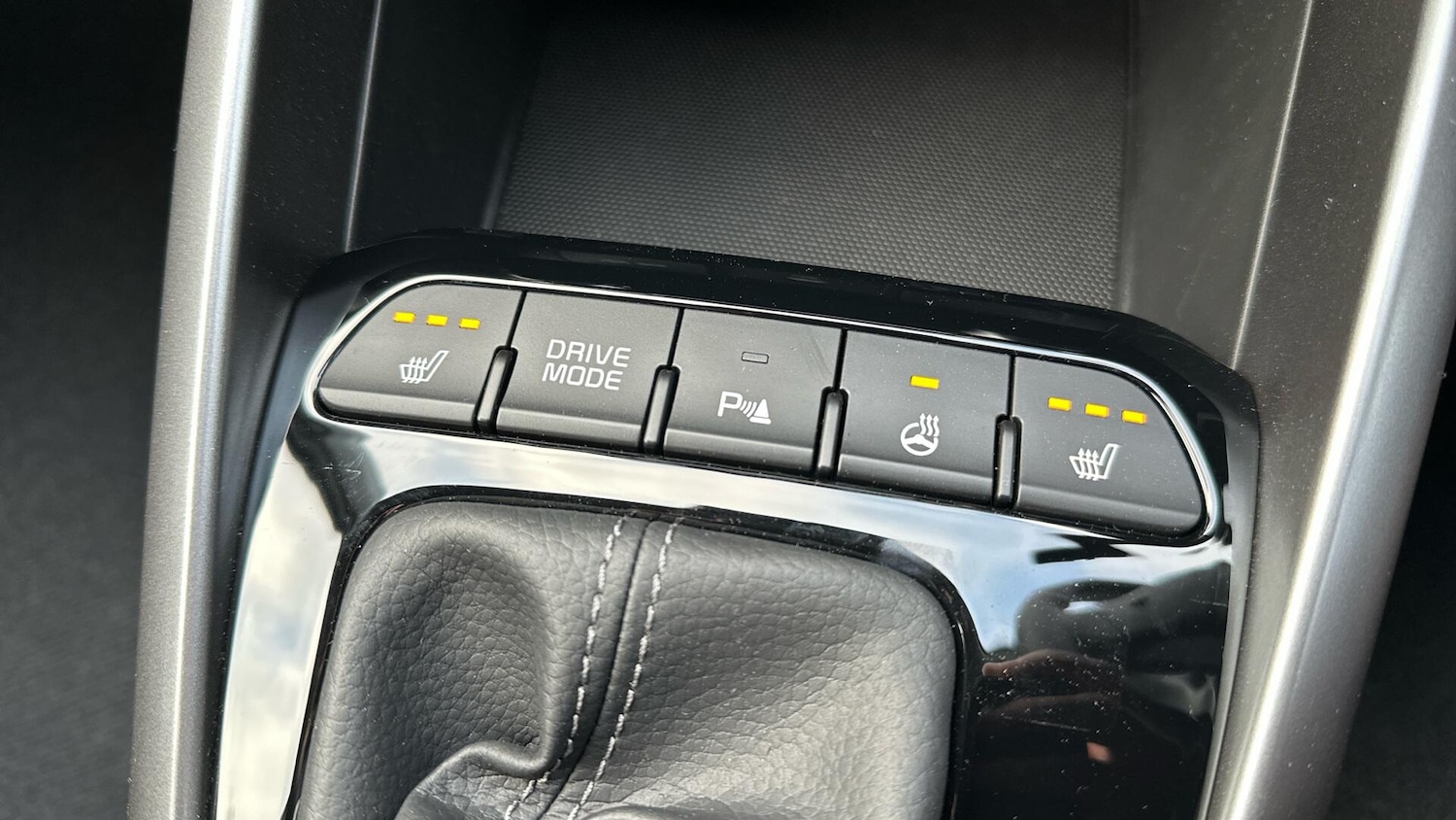 Used Kia Stonic 2025 for sale - 76336735: Photo 21