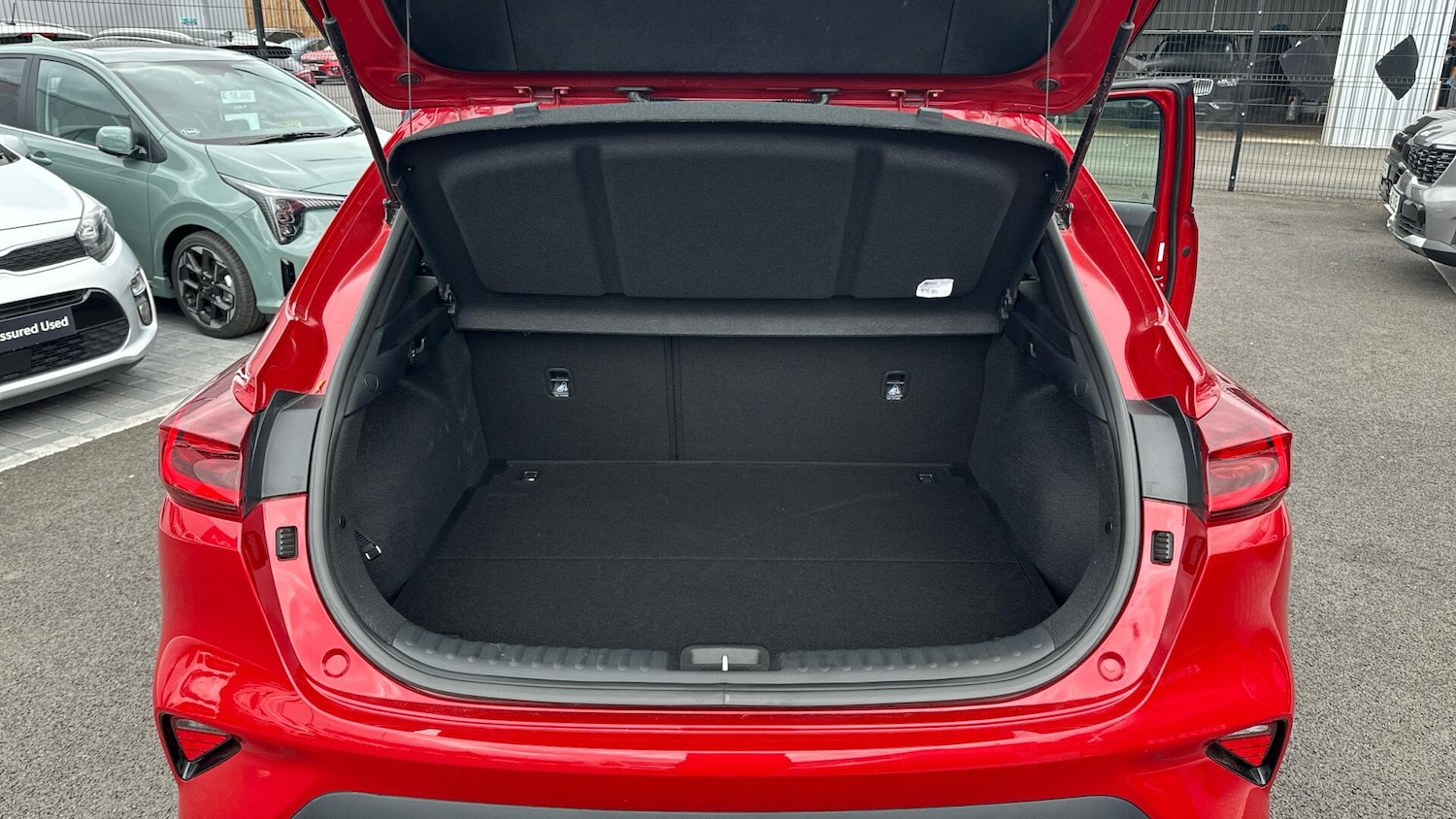 Used Kia XCeed 2023 for sale - 76336115: Photo 8