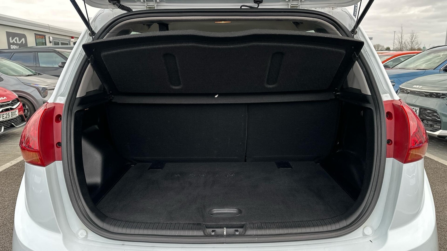 Used Kia Venga 2017 for sale - 77993402: Photo 8