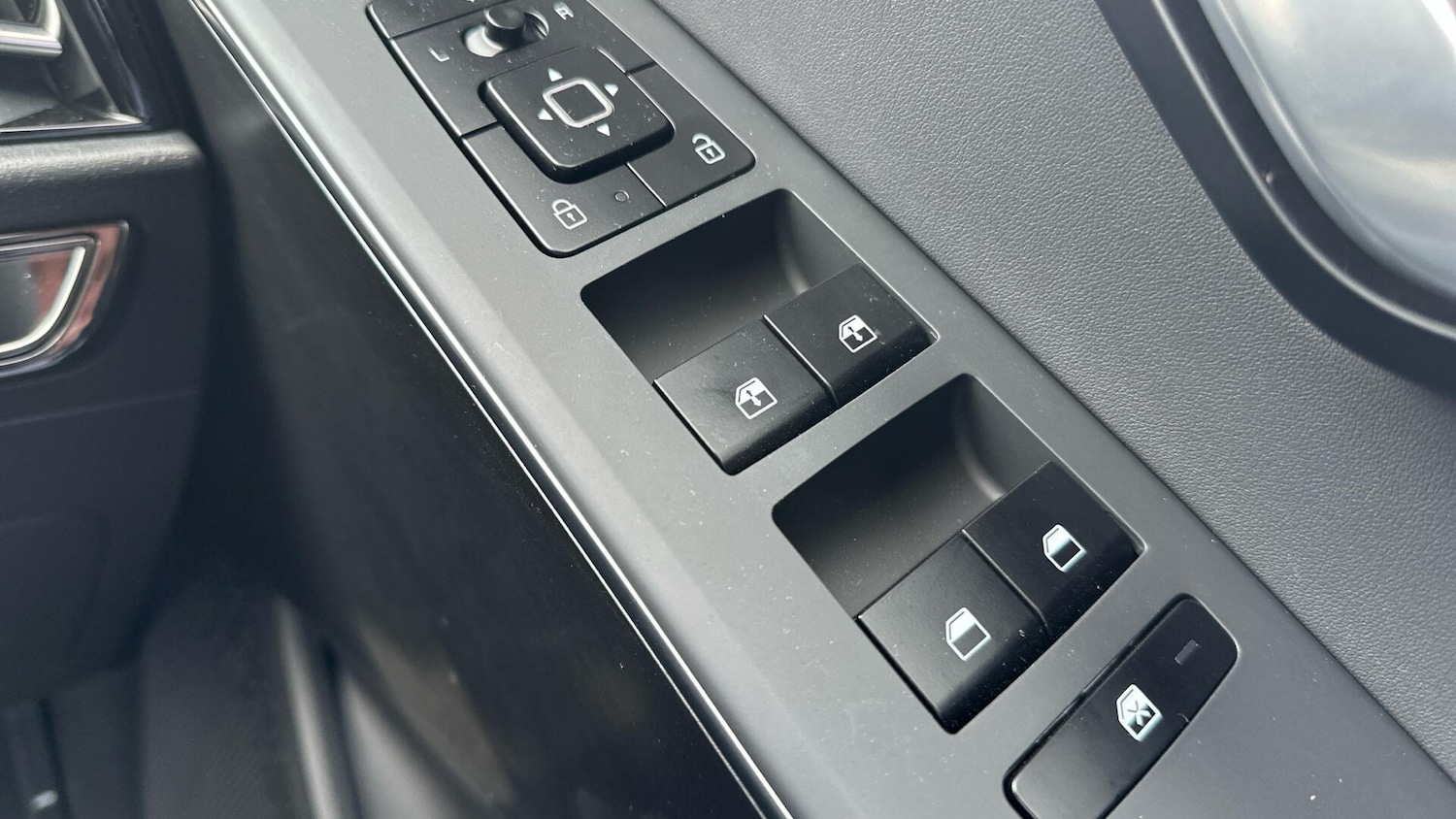 Used Kia Niro 2025 for sale - 76337735: Photo 12