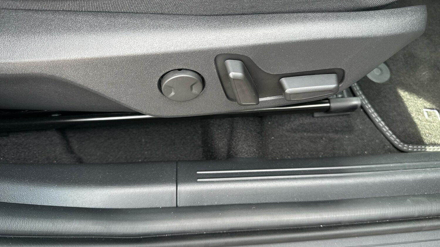 Used Kia Niro 2025 for sale - 76337735: Photo 23