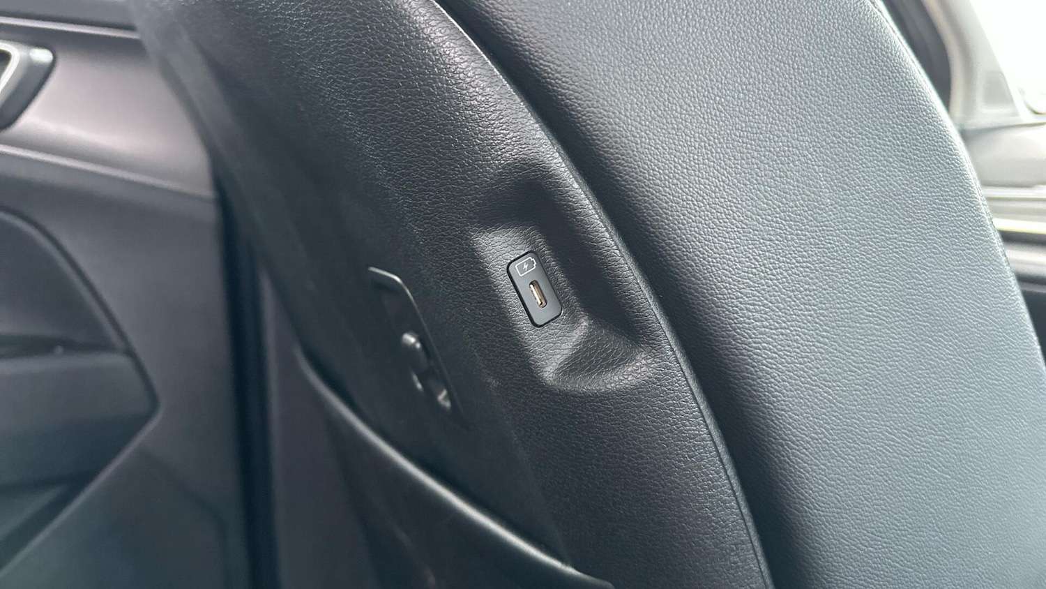 Used Kia Sportage 2023 for sale - 76440920: Photo 27