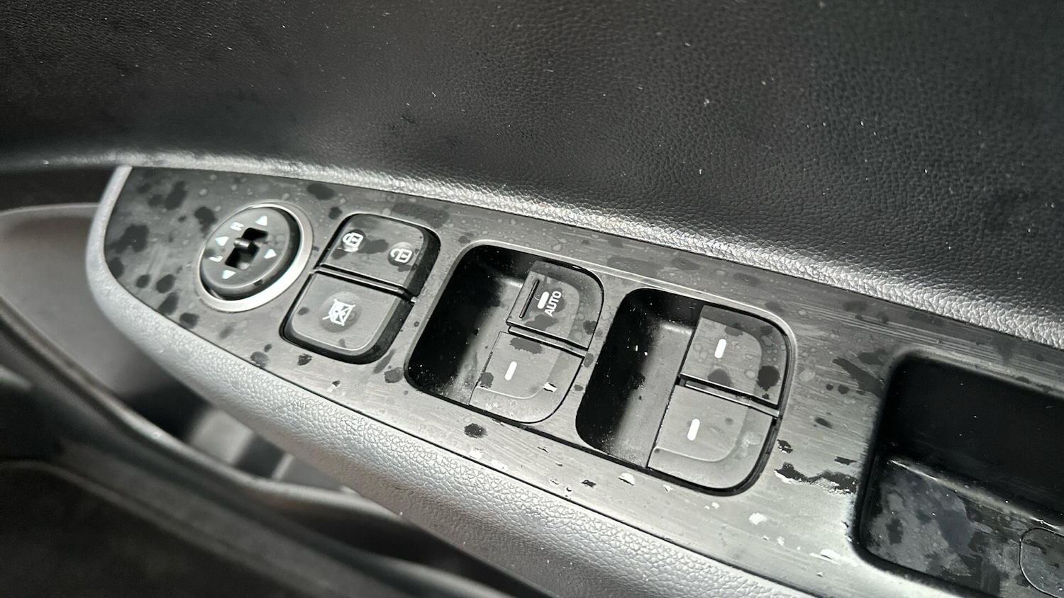 Used Hyundai i10 2019 for sale - 77673204: Photo 18