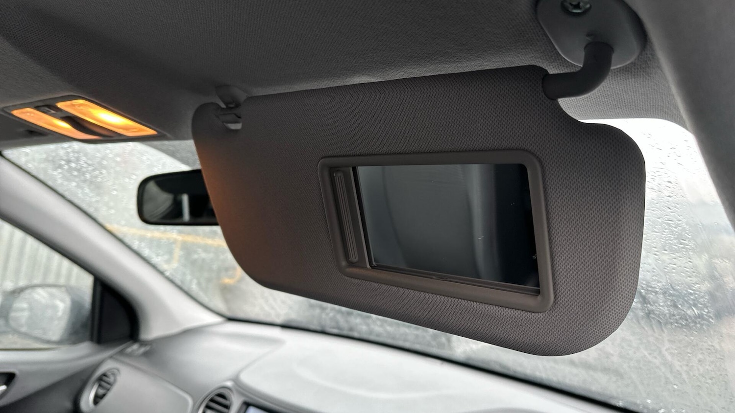 Used Hyundai i10 2019 for sale - 77673204: Photo 23