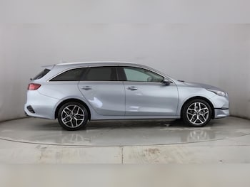 Used Kia Ceed 2025 for sale - 77970623: Photo