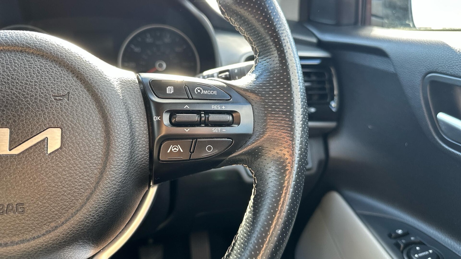 Used Kia Stonic 2021 for sale - 76657717: Photo 12