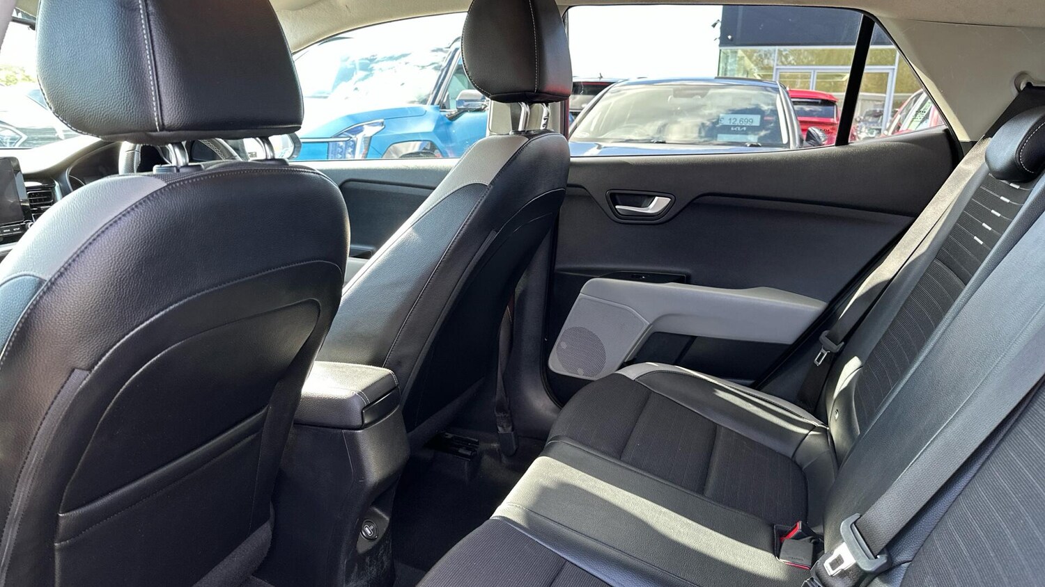 Used Kia Stonic 2021 for sale - 76657717: Photo 9