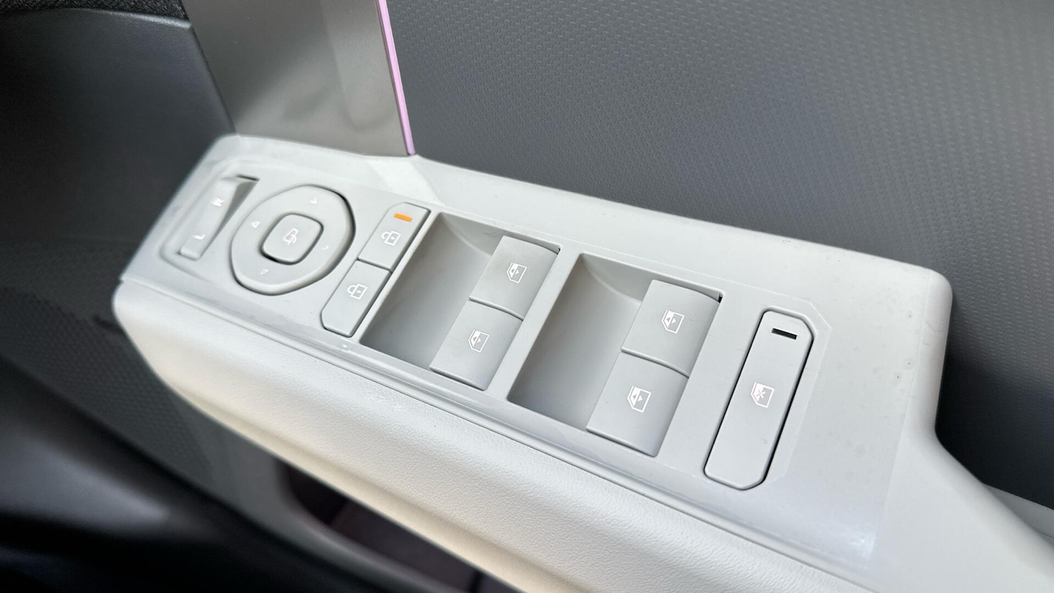 Used Kia EV3 2026 for sale - 77305304: Photo 25