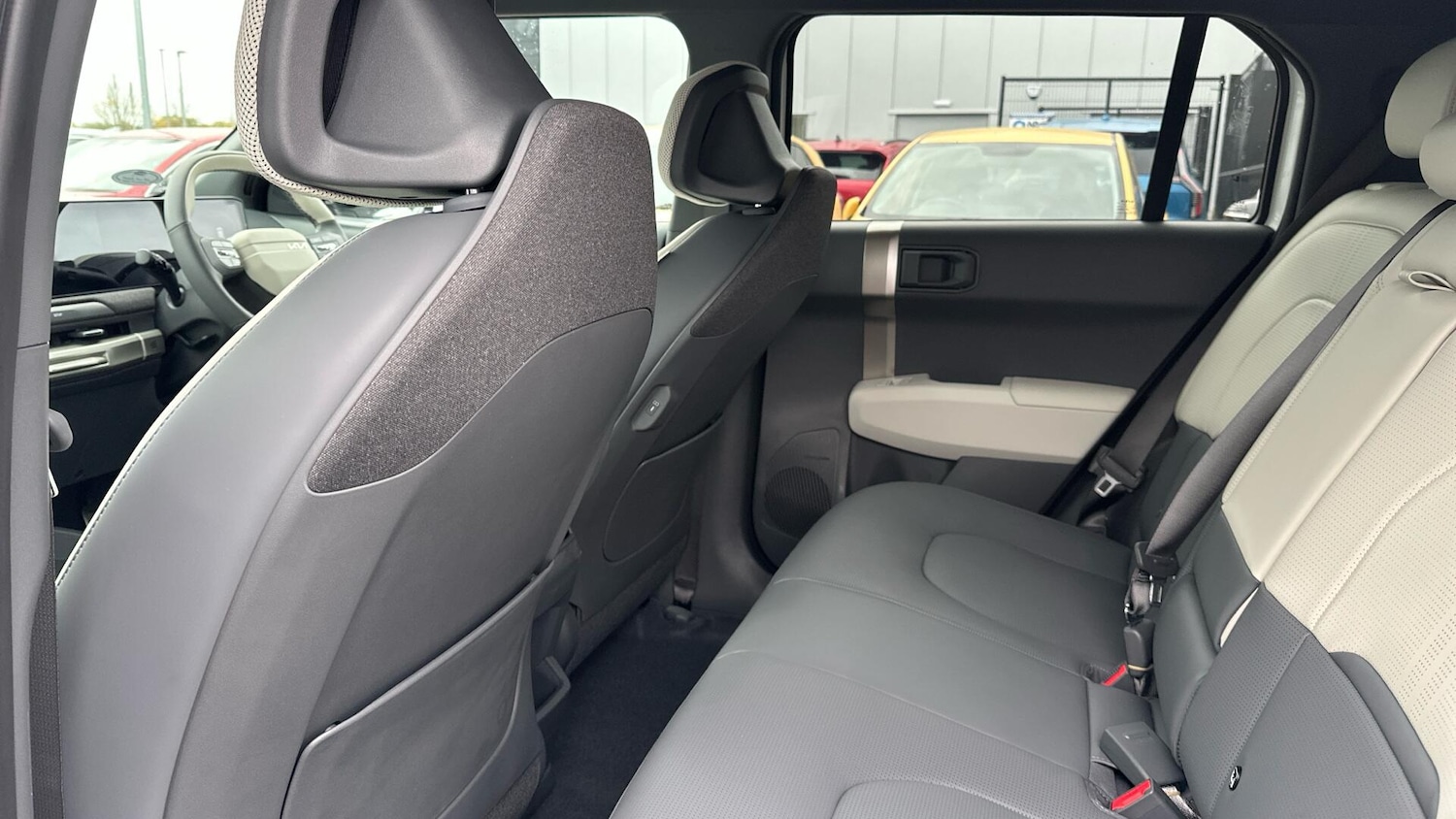 Used Kia EV3 2025 for sale - 76865957: Photo 12