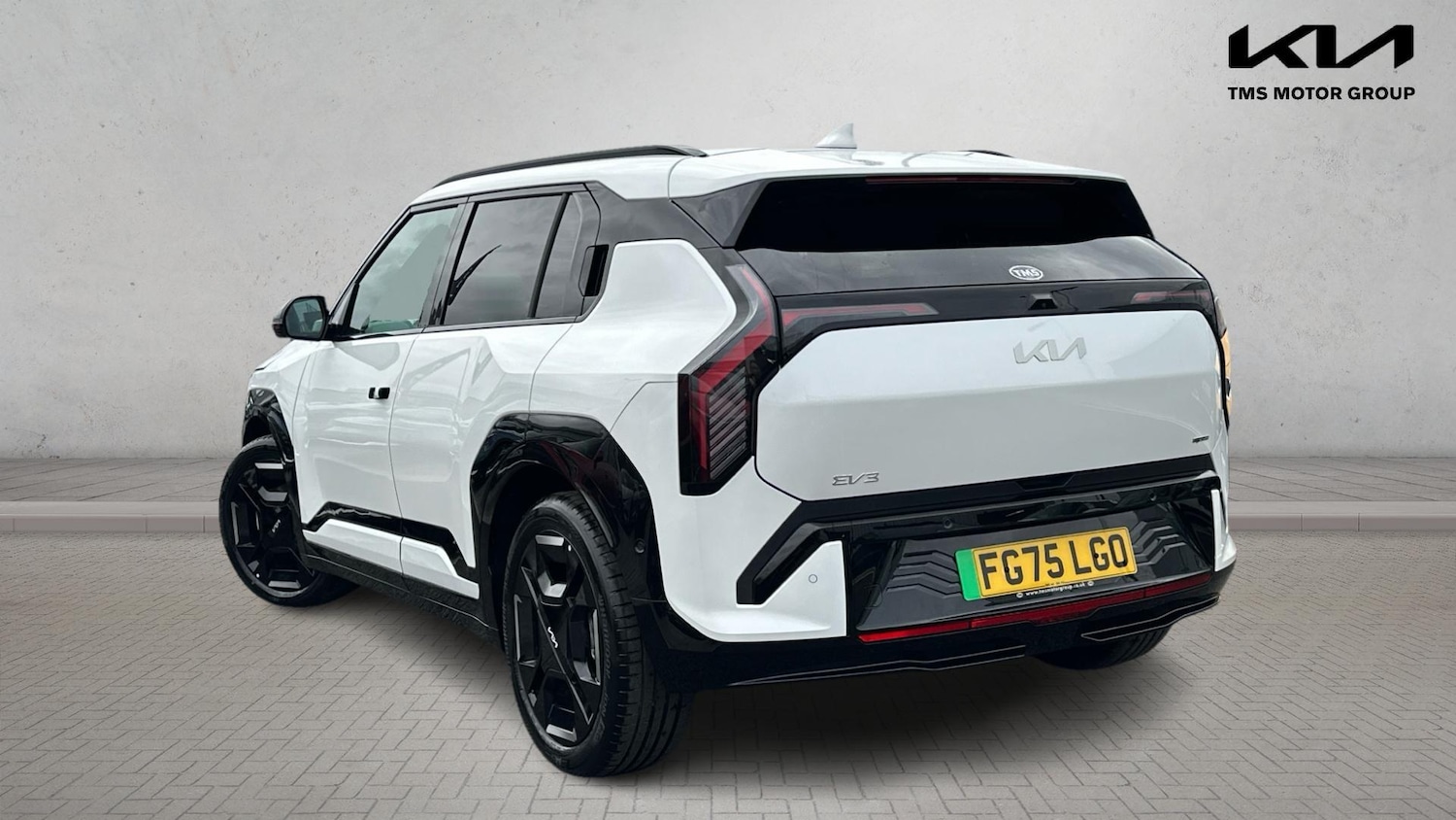 Used Kia EV3 2025 for sale - 76865957: Photo 2