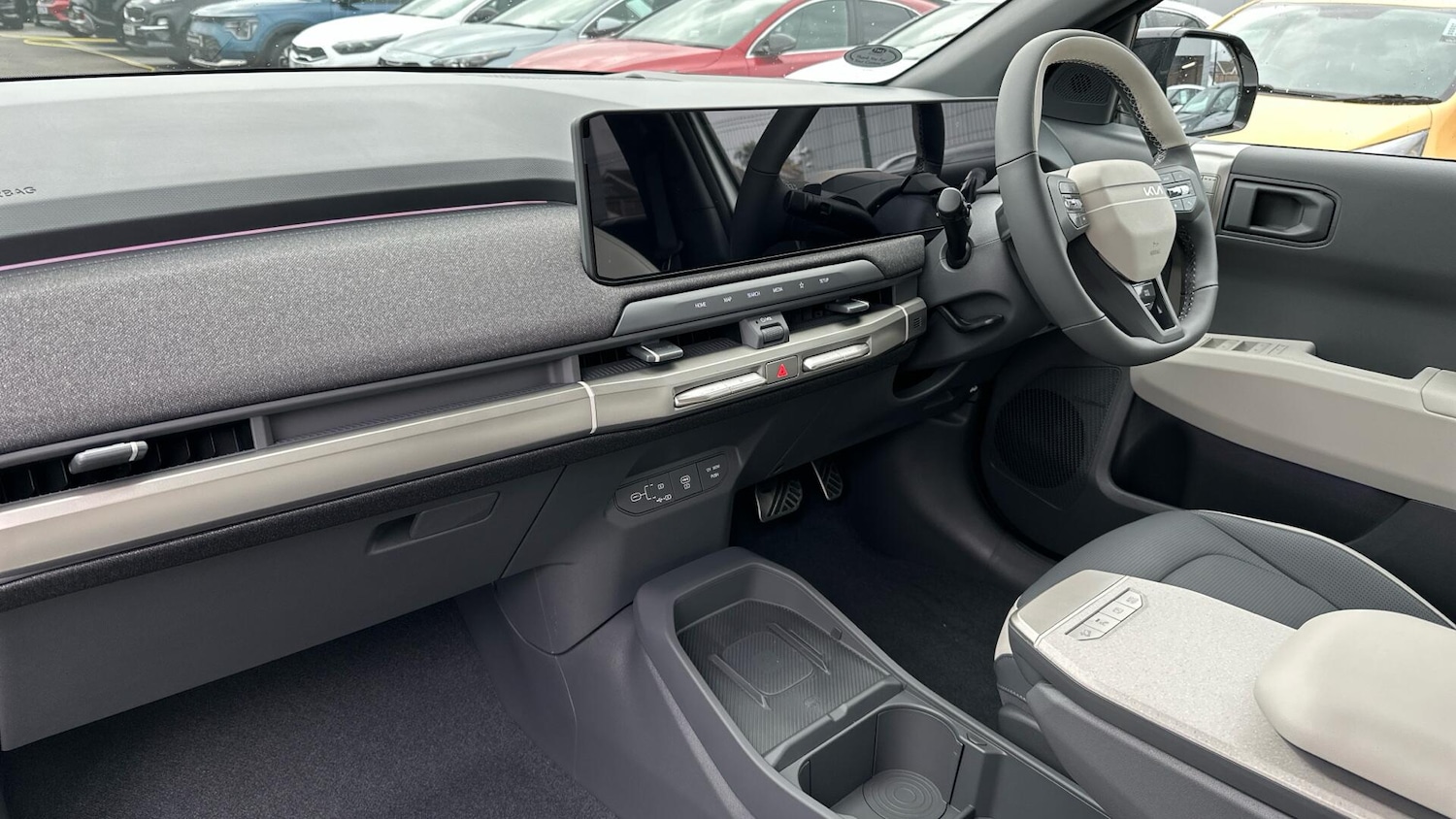 Used Kia EV3 2025 for sale - 76865957: Photo 3