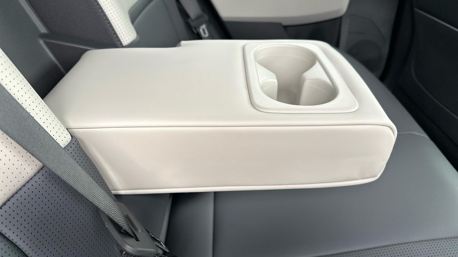 Used Kia EV3 2025 for sale - 76865957: Photo 35