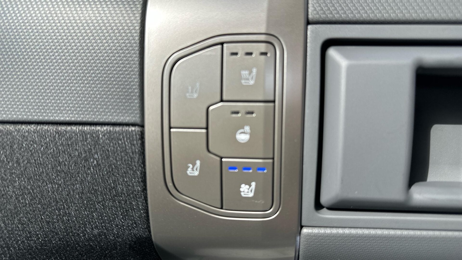 Used Kia EV3 2025 for sale - 76573079: Photo 25