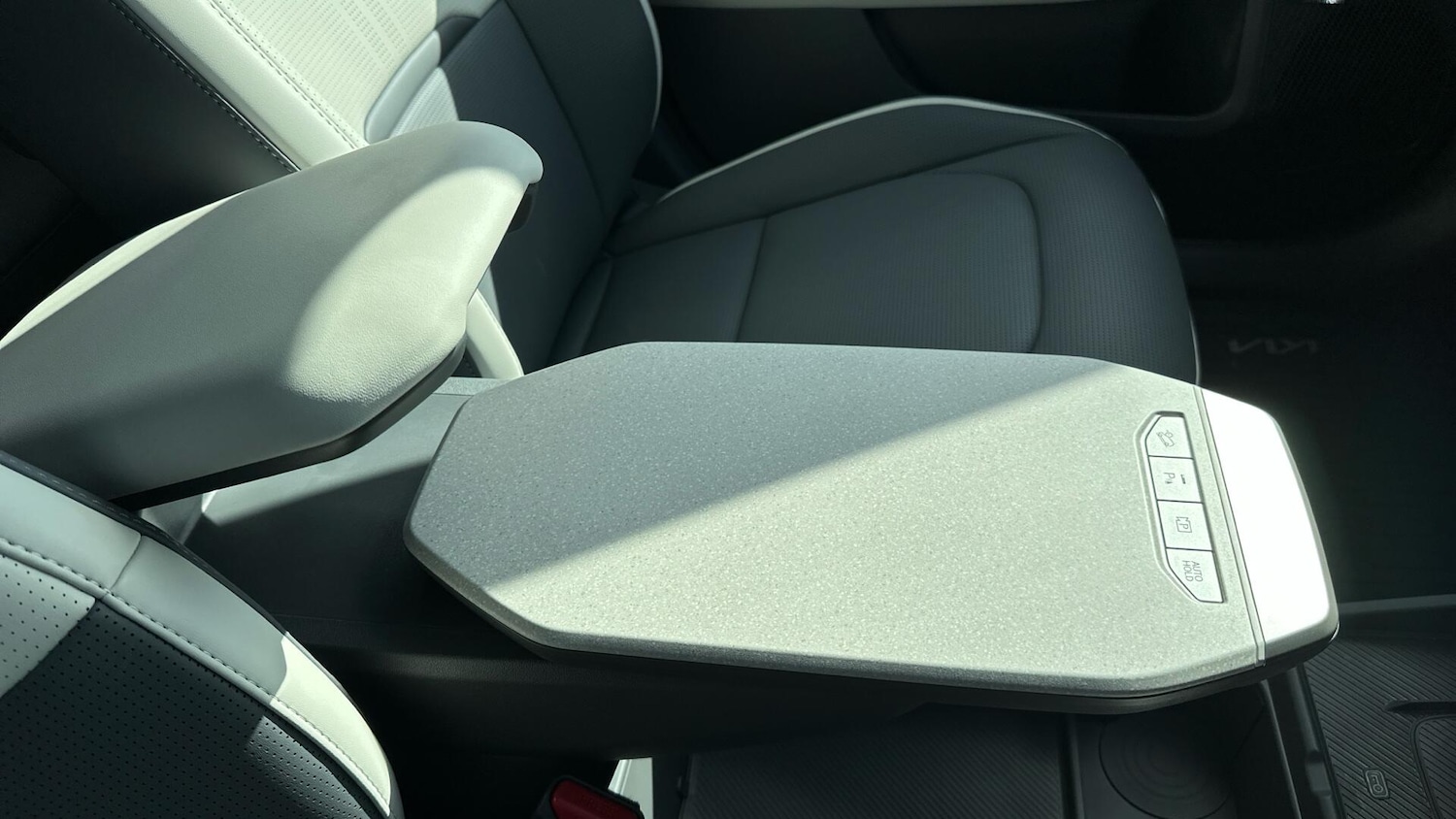 Used Kia EV3 2025 for sale - 76573079: Photo 28