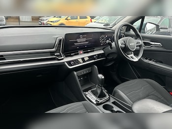 Used Kia Sportage 2023 for sale - 76952408: Photo