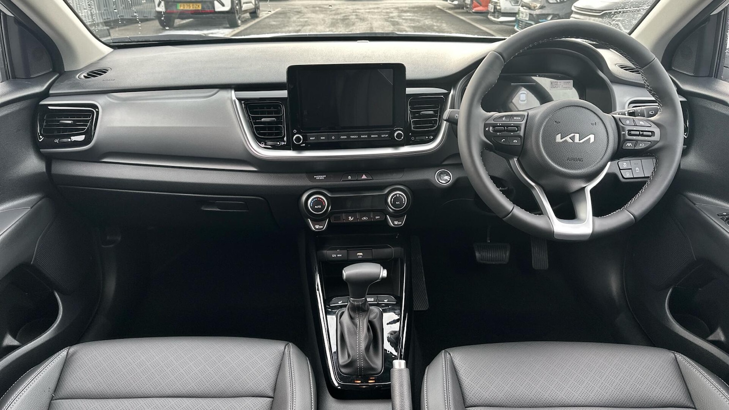 Used Kia Stonic 2025 for sale - 77073895: Photo 6