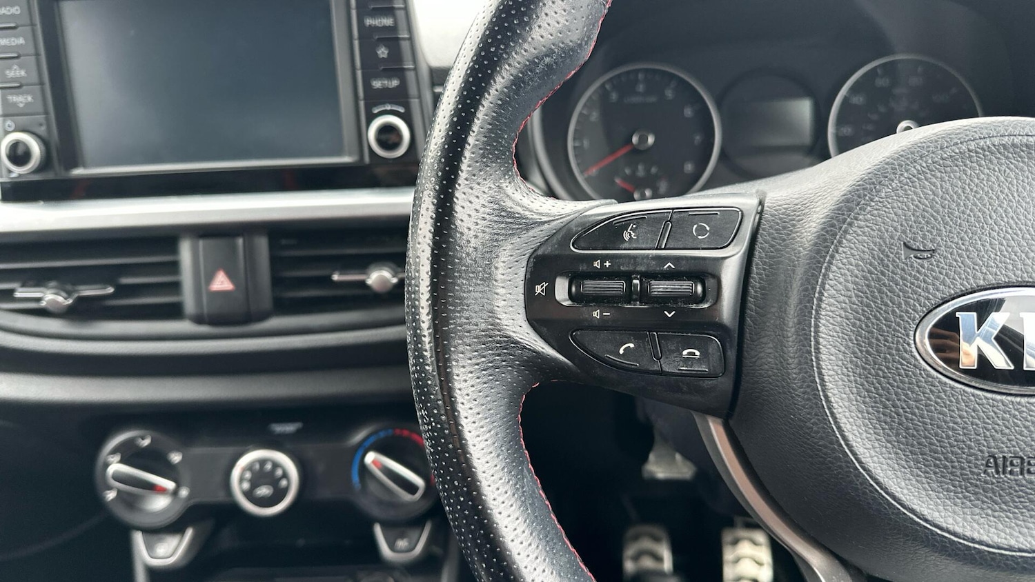 Used Kia Picanto 2018 for sale - 76597244: Photo 12