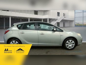 Used Vauxhall Astra 2010 for sale - 79589955: Photo