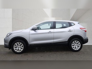 Used Nissan Qashqai 2016 for sale - 79589713: Photo