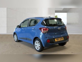 Used Hyundai i10 2017 for sale - 79464638: Photo