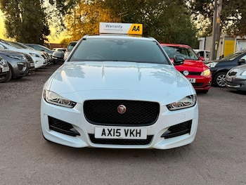 Used Jaguar XE 2015 for sale - 79145222: Photo