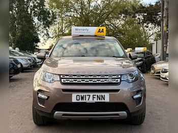 Used Land Rover Discovery Sport 2017 for sale - 79145489: Photo