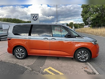 Used Volkswagen Multivan 2022 for sale - 75842365: Photo
