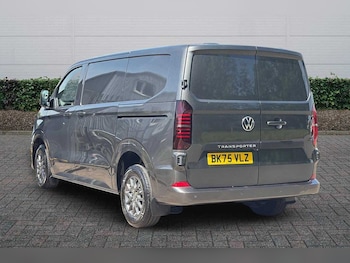 Used Volkswagen Transporter 2025 for sale - 79305387: Photo