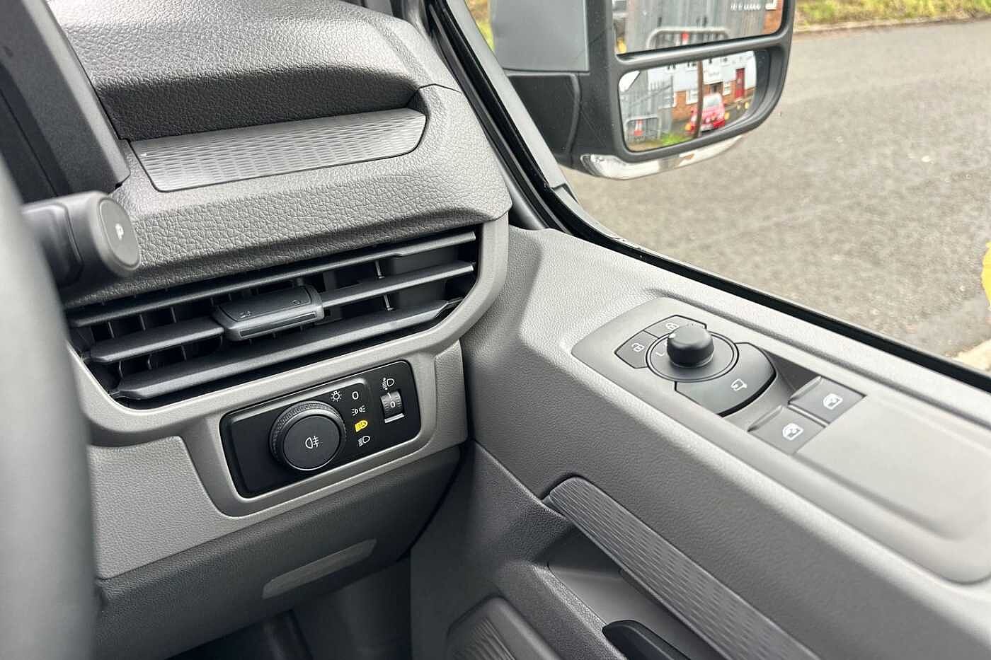 Used Volkswagen Transporter 2025 for sale - 77030912: Photo 19