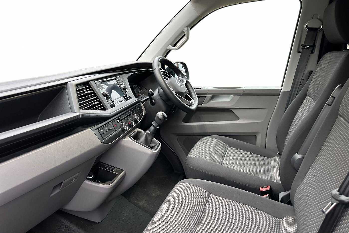 Used Volkswagen Transporter 2024 for sale - 76800317: Photo 2