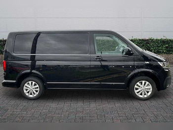 Used Volkswagen Transporter 2024 for sale - 76800317: Photo