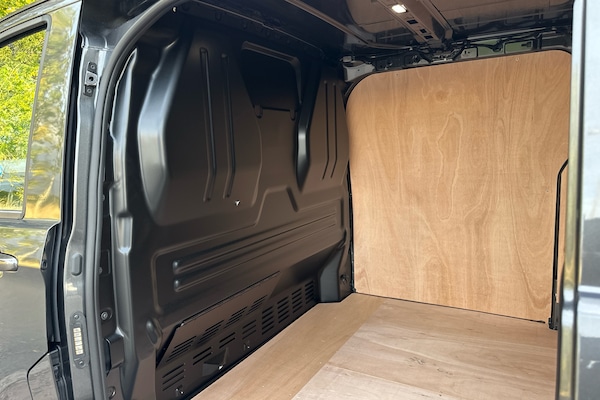 Used Volkswagen Transporter 2025 for sale - 76176053: Photo 10