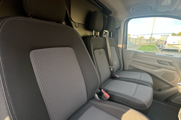 Used Volkswagen Transporter 2025 for sale - 76176053: Photo 13