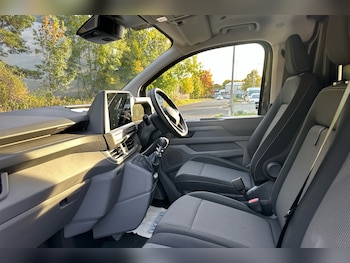 Used Volkswagen Transporter 2025 for sale - 76176053: Photo 2