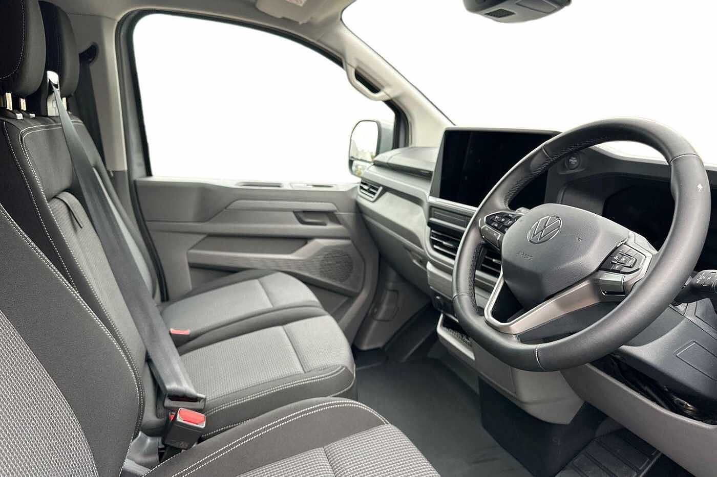 Used Volkswagen Transporter 2025 for sale - 76800480: Photo 6