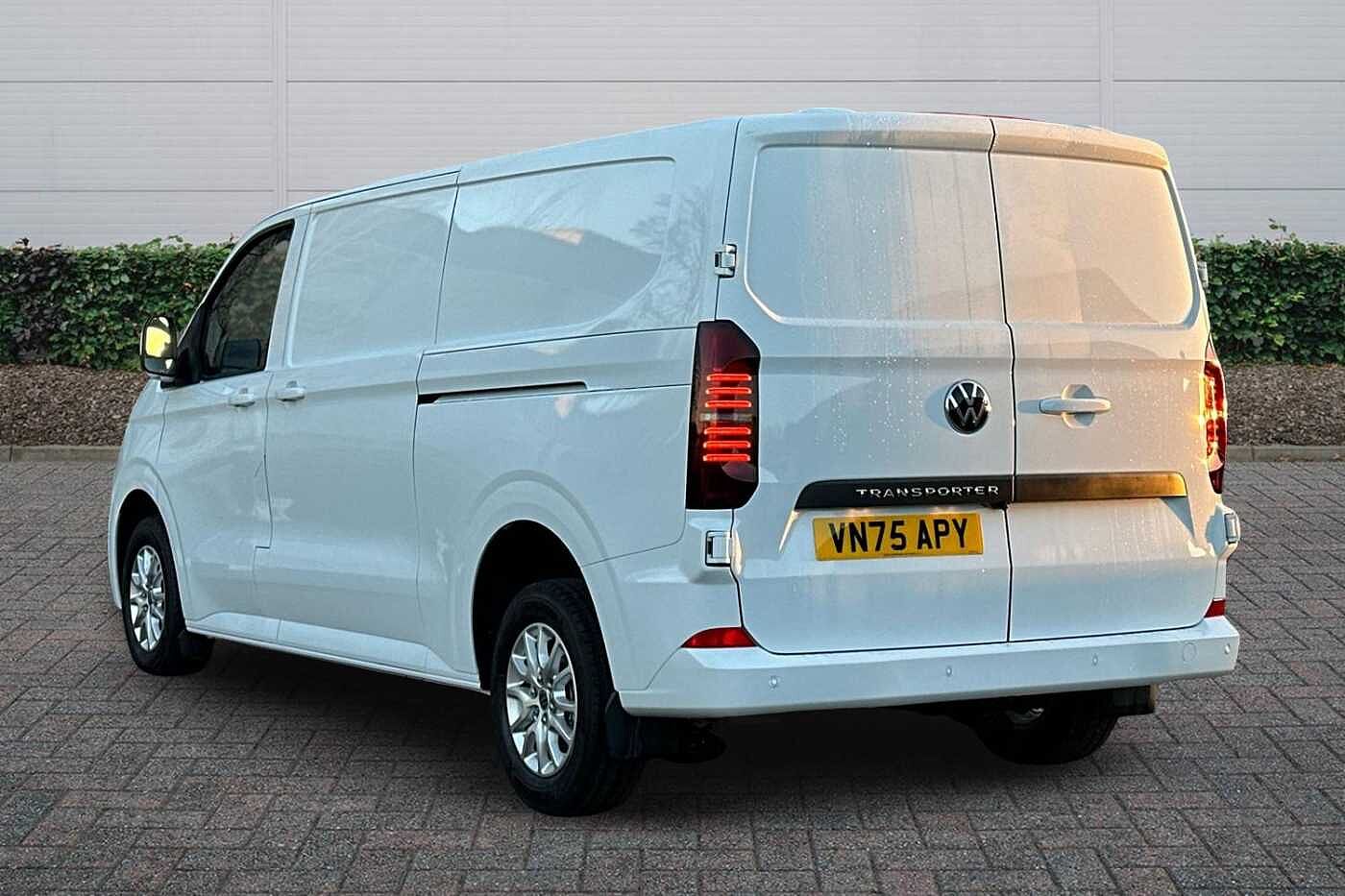 Used Volkswagen Transporter 2025 for sale - 76716834: Photo 3