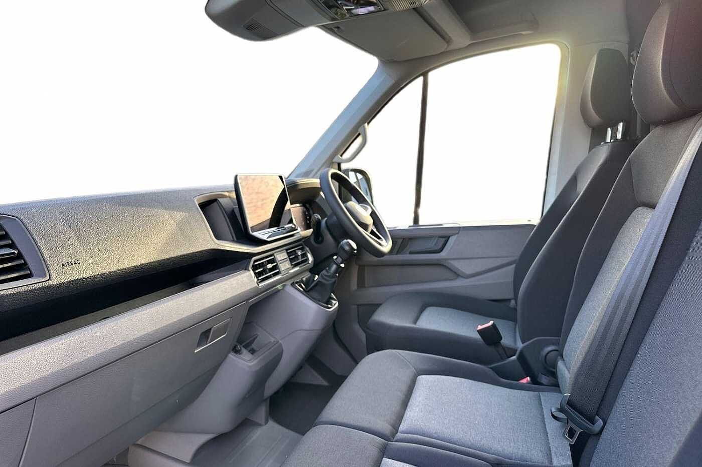 Used Volkswagen Crafter 2025 for sale - 76486596: Photo 2