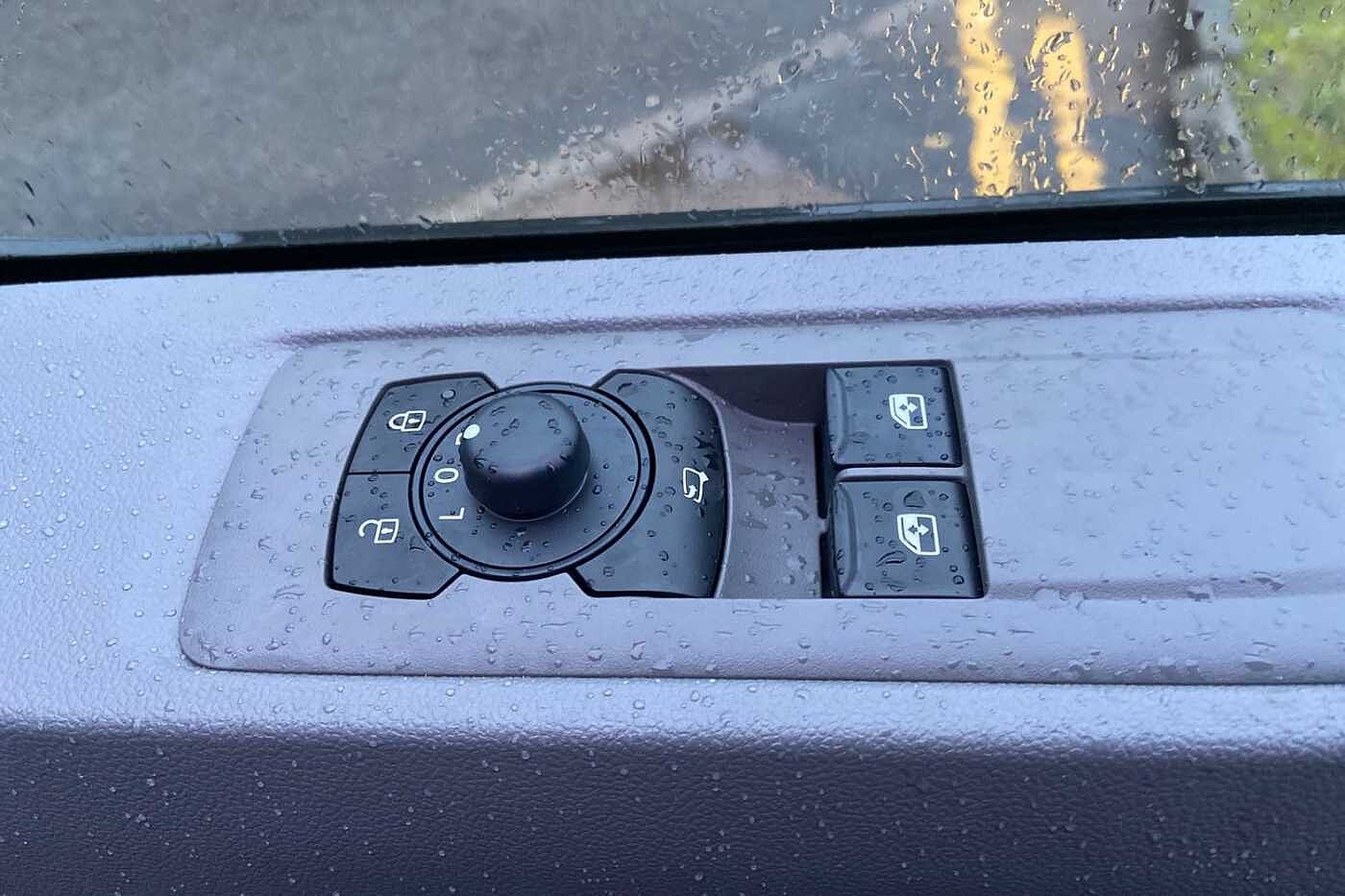 Used Volkswagen Transporter 2025 for sale - 77145334: Photo 15