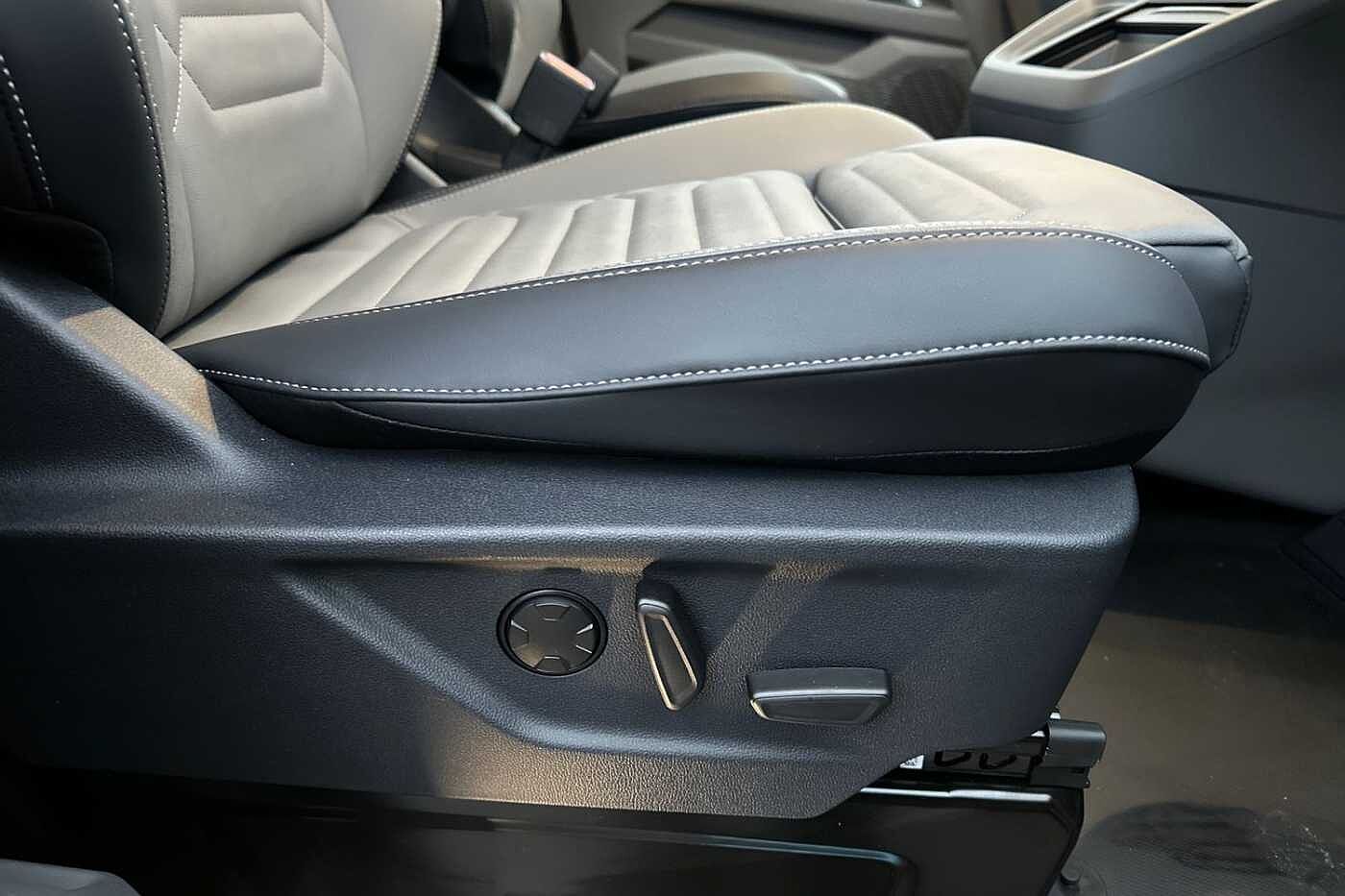 Used Volkswagen Transporter 2025 for sale - 76800309: Photo 14