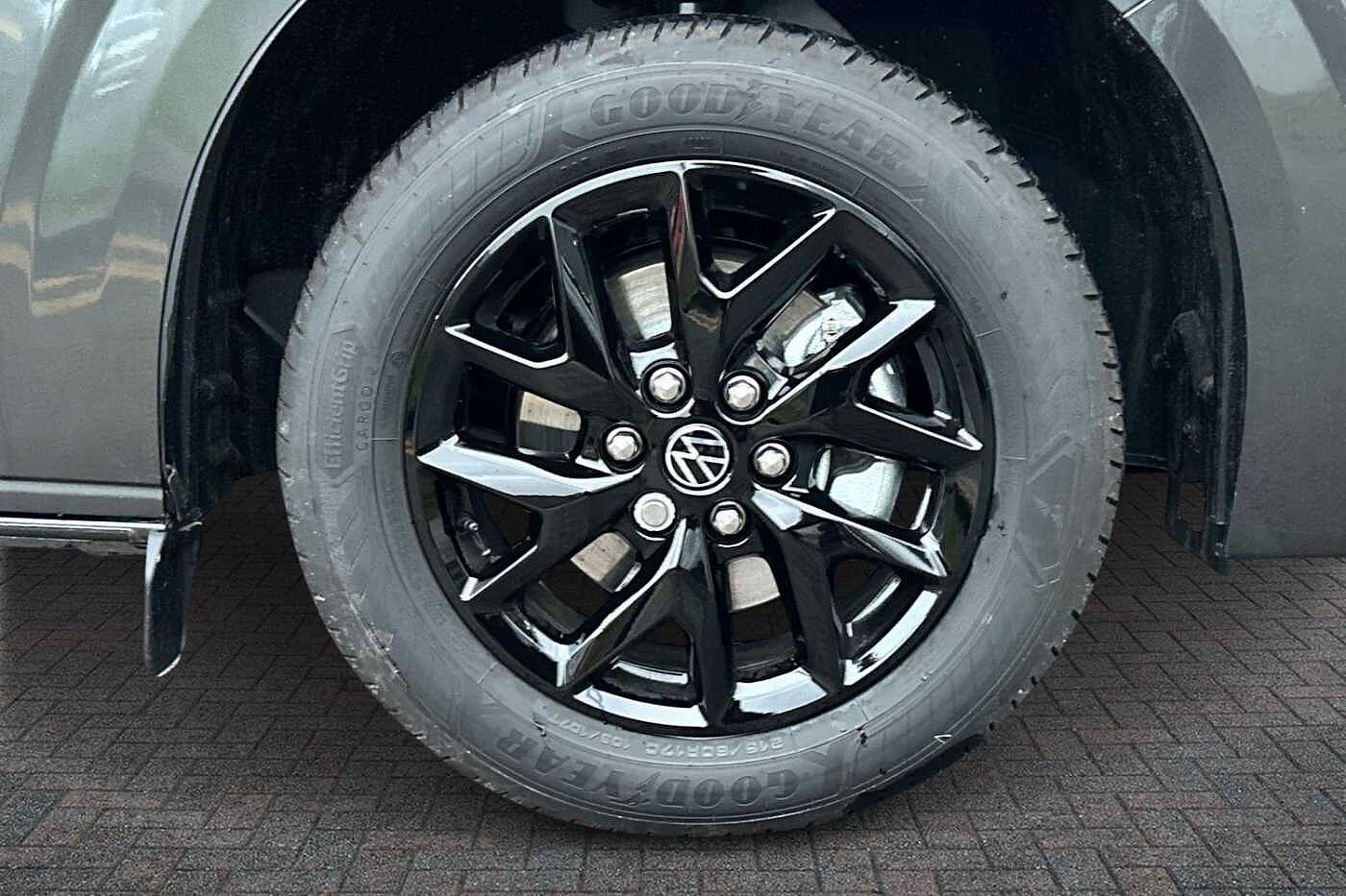 Used Volkswagen Transporter 2025 for sale - 76800309: Photo 5