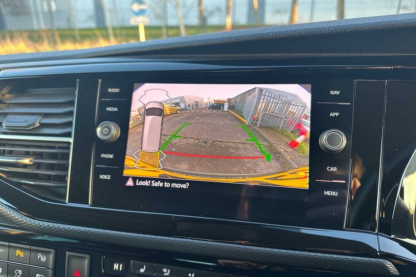 Used Volkswagen Caravelle 2021 for sale - 76888242: Photo 18