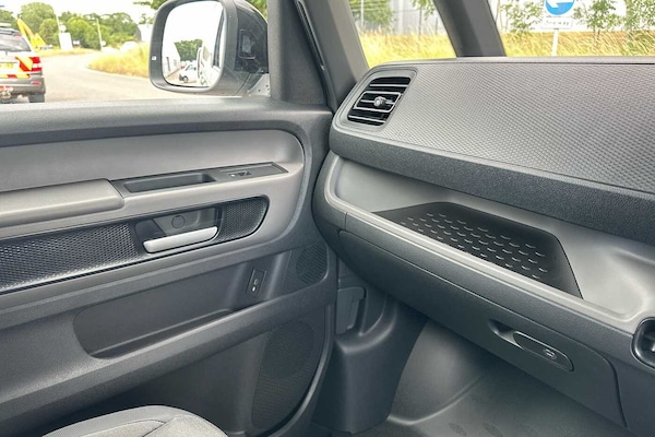 Used Volkswagen ID. Buzz Cargo 2025 for sale - 75015157: Photo 18